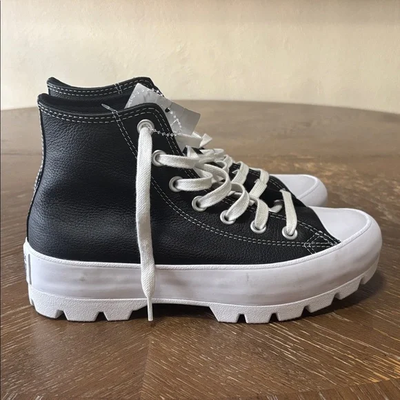 Converse Chuck Taylor All Star Lugged Leather Platforms Sneakers 567164C - Picture 8 of 13